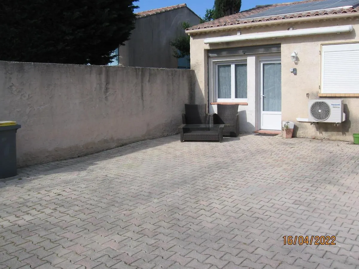 Appartement Avec Chambre En Mezzanine Rognac 0*,  France