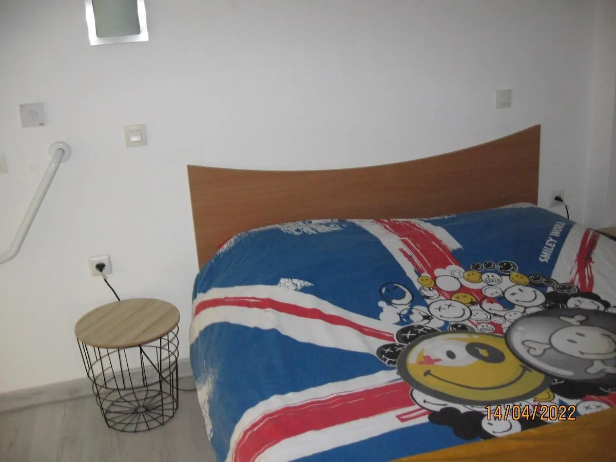 Appartement Avec Chambre En Mezzanine Rognac Apartment